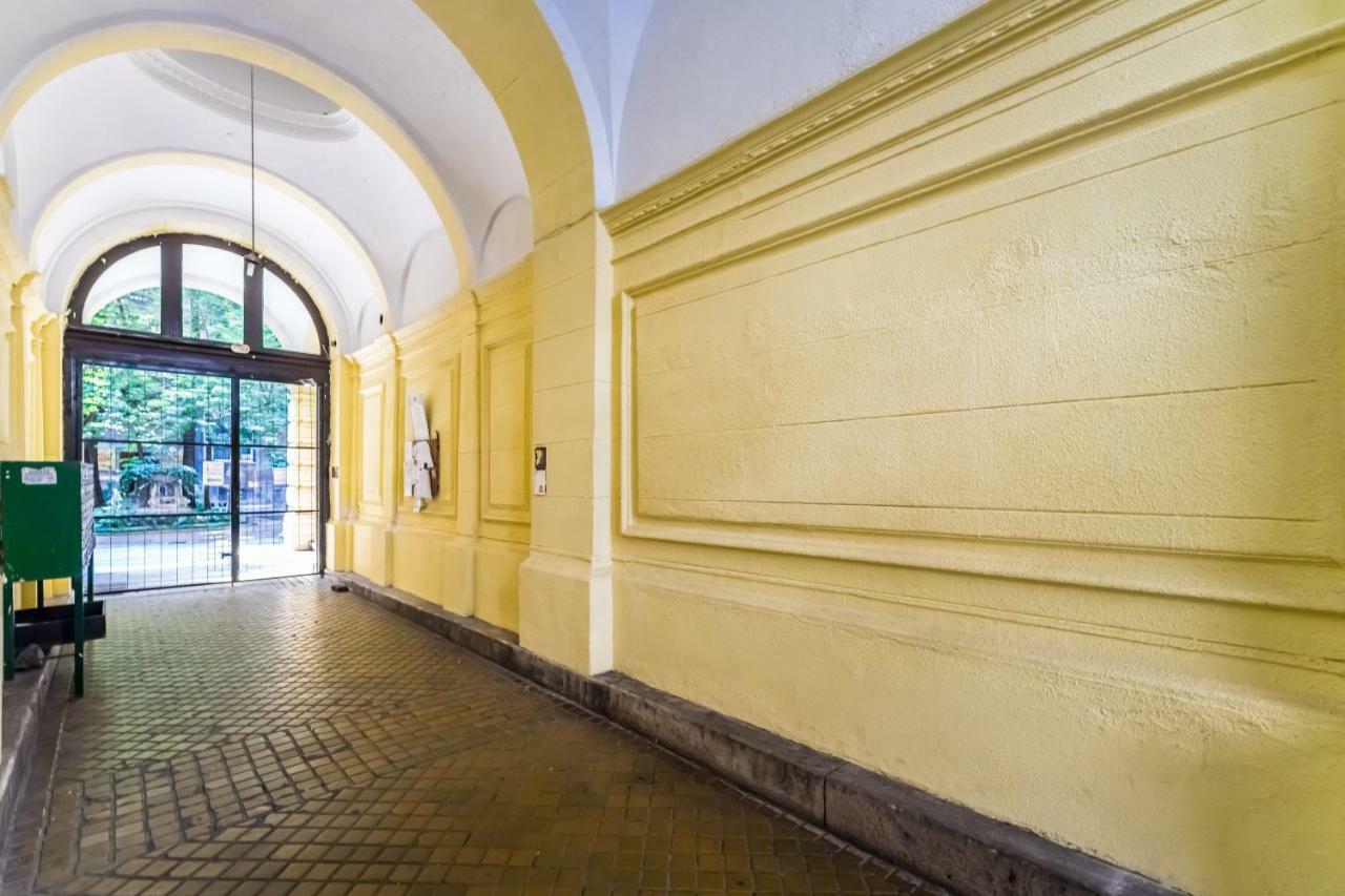 Rakoczi61 Central Apartment With Sauna Budapest Exterior photo